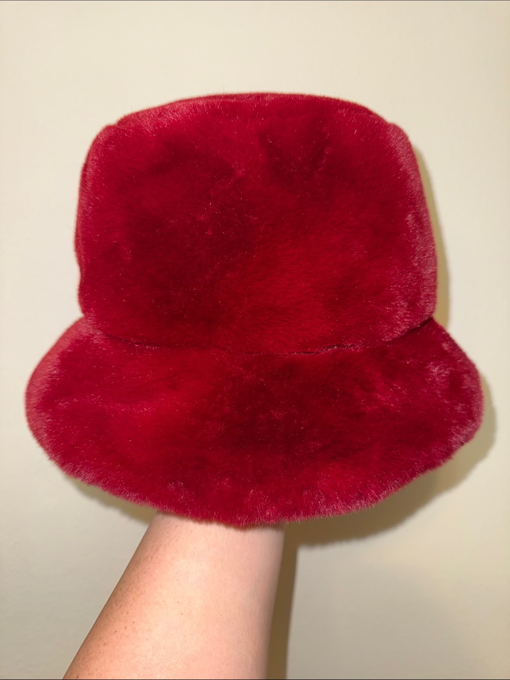 burgandy bucket hat